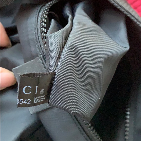 Preloved Authentic Gucci Vintage Crossbody Bag - Picture 8 of 8